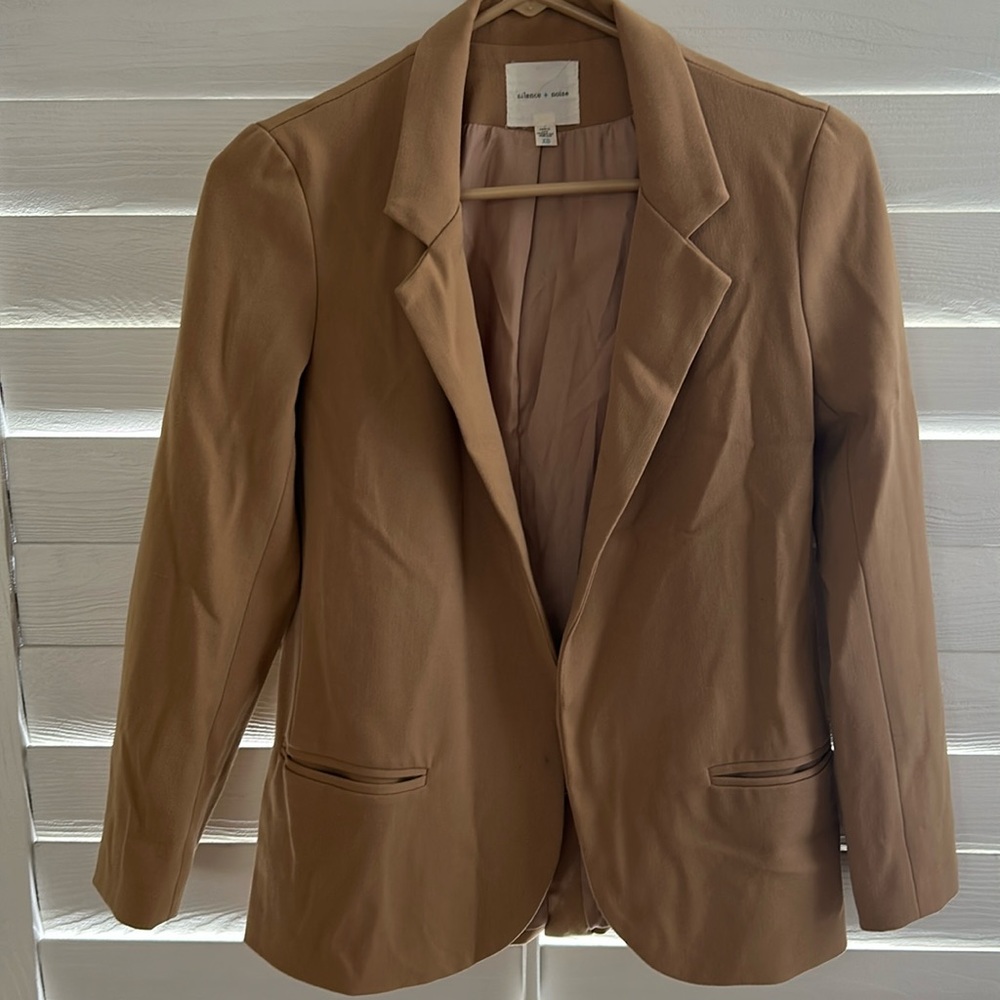 Silence + noise blazer